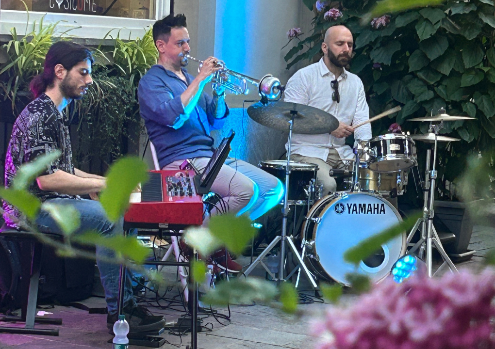 Hardgroove Trio - Varese - Thursday Live - Cosi com'è